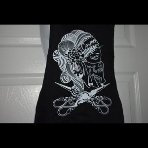 Cosmo apron for cosmetologist